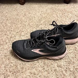 Womens Brooks Ghost 13 EUC 6W